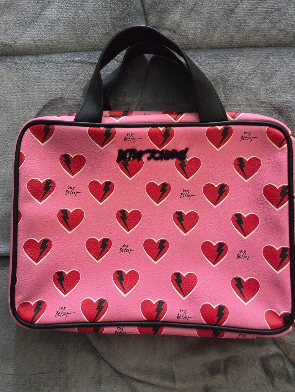 Pink Betsey Johnson Weekender Cosmetics Travel Bag